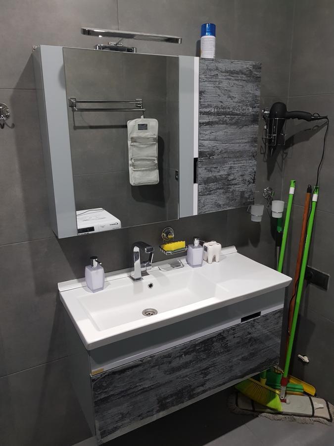 Apartments Cira 01 Батумі Екстер'єр фото