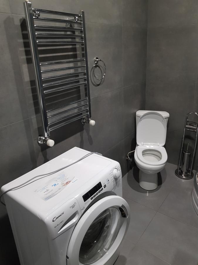 Apartments Cira 01 Батумі Екстер'єр фото